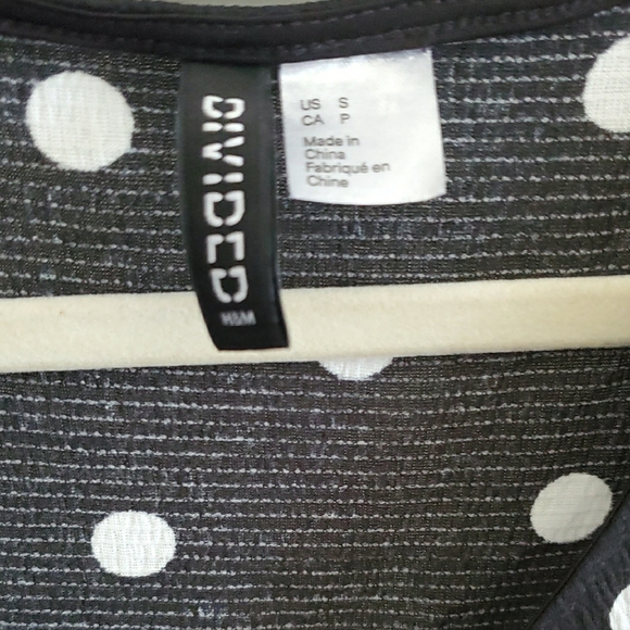 Divided By H&M Black Mini Dress with White Polka Dots Ruffled Sleeves Dress Sz S - Picture 4 of 11